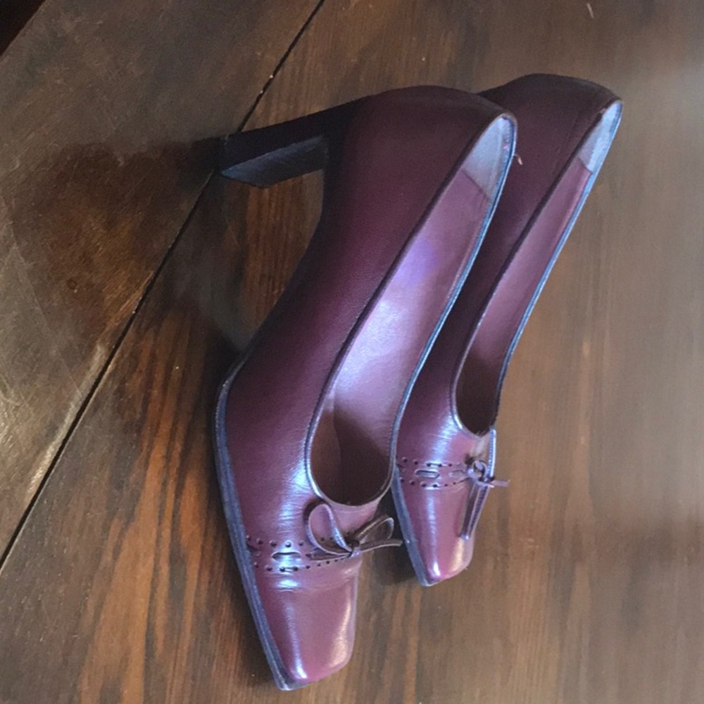 Vintage heals